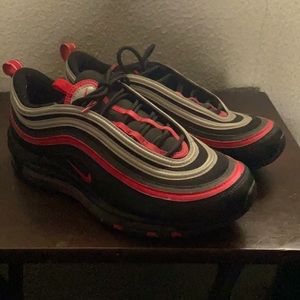 NO BOX. but these are slightly used